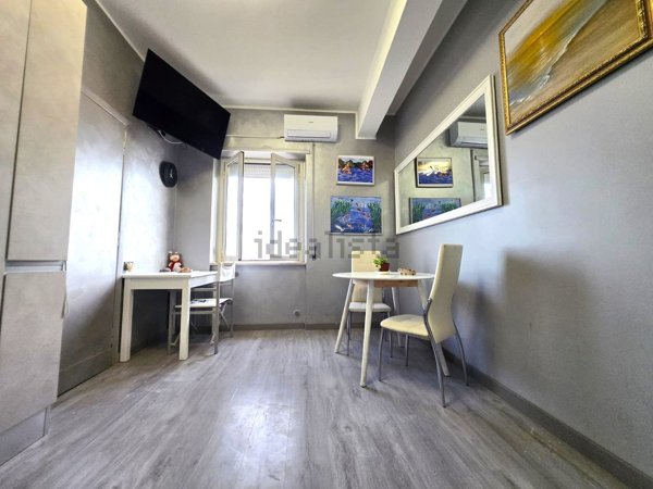 appartamento in vendita a Pomezia in zona Torvaianica