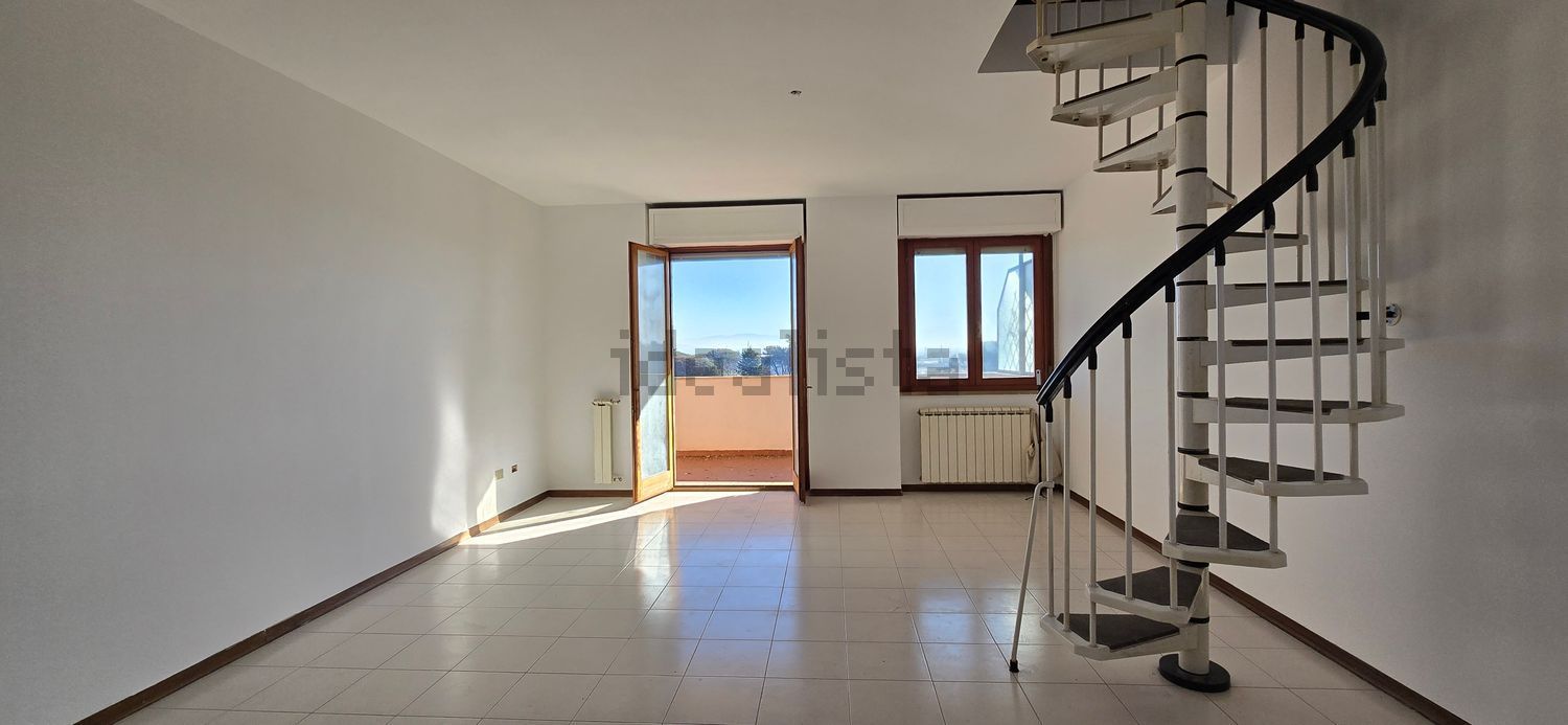 appartamento in vendita a Pomezia