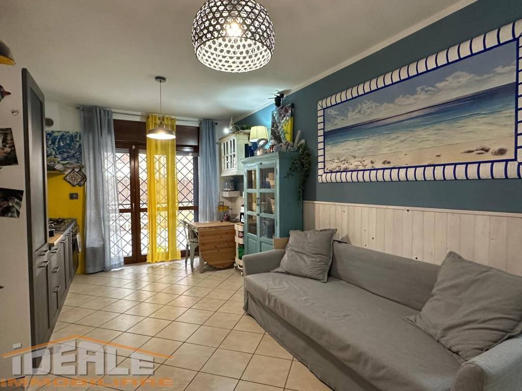 appartamento in vendita a Pomezia