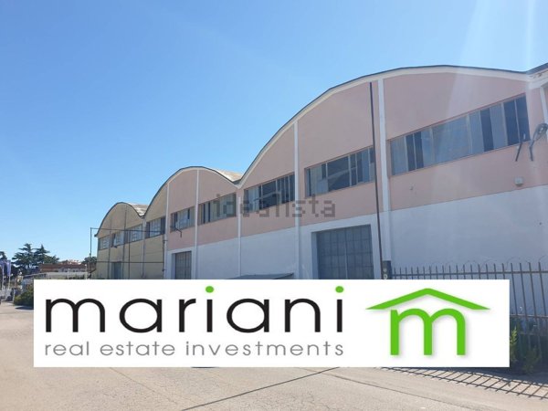 capannone in vendita a Pomezia