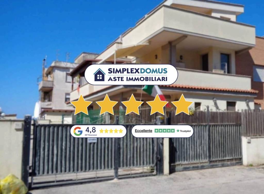 appartamento in vendita a Pomezia in zona Torvaianica