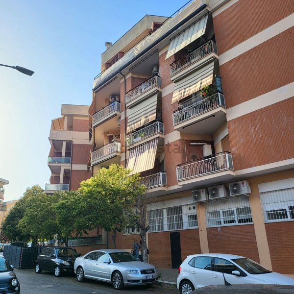 appartamento in vendita a Pomezia