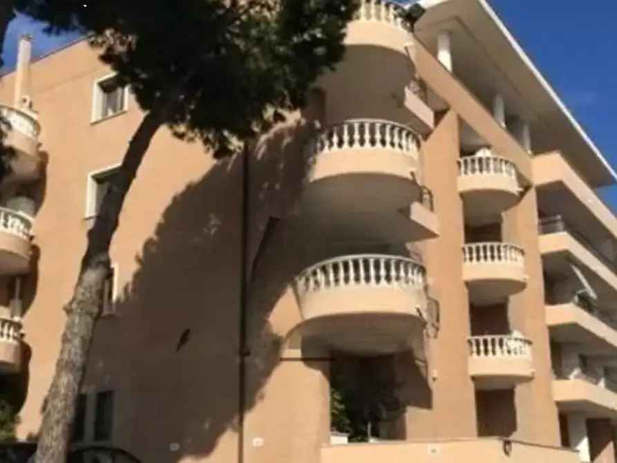 ufficio in vendita a Pomezia