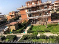 appartamento in vendita a Pomezia in zona Torvaianica