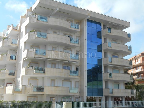 appartamento in vendita a Pomezia