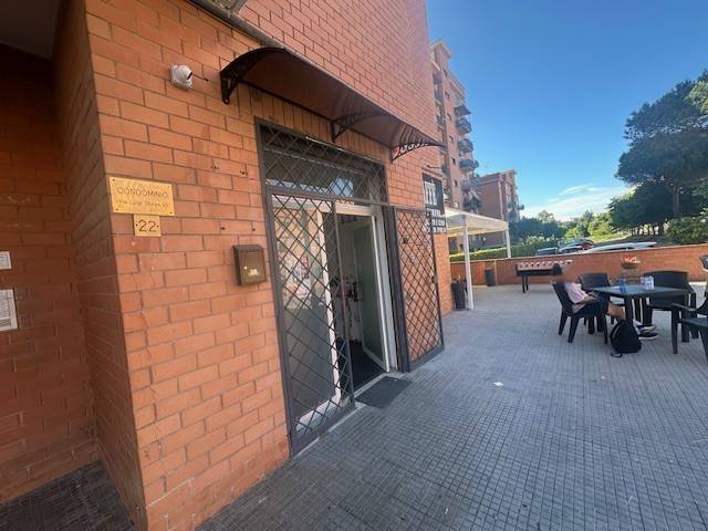 negozio in vendita a Pomezia