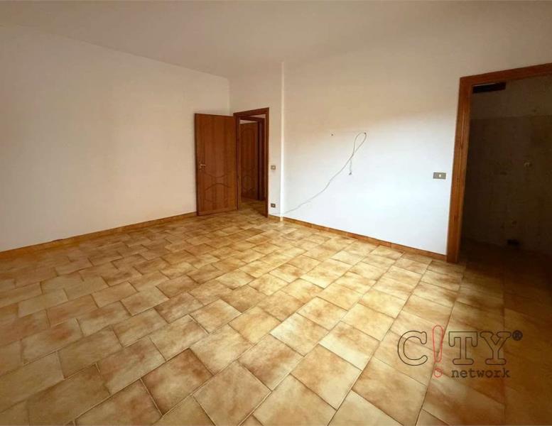 appartamento in vendita a Pomezia in zona Torvaianica