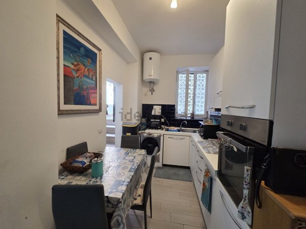 appartamento in vendita a Pomezia in zona Torvaianica