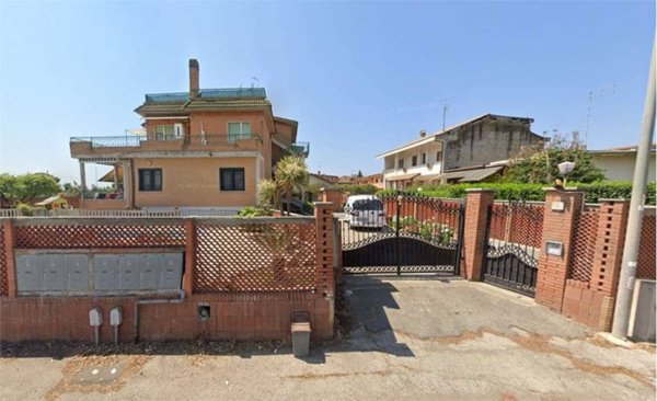 appartamento in vendita a Pomezia