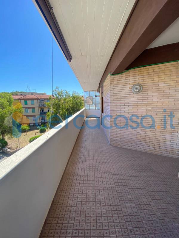 appartamento in vendita a Pomezia in zona Torvaianica