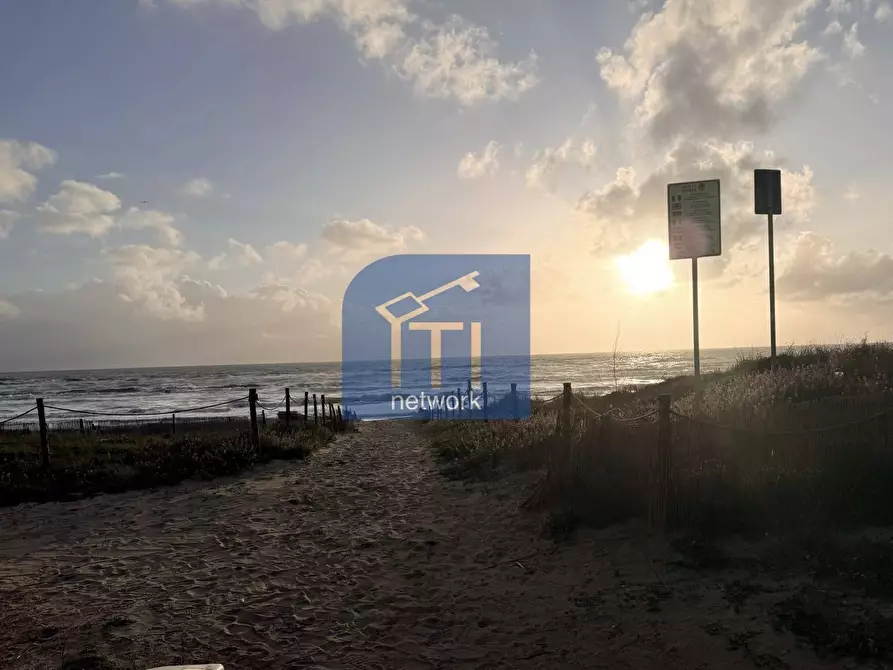 appartamento in vendita a Pomezia in zona Torvaianica