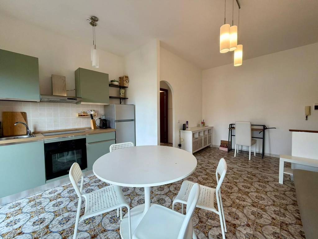 appartamento in vendita a Pomezia in zona Torvaianica