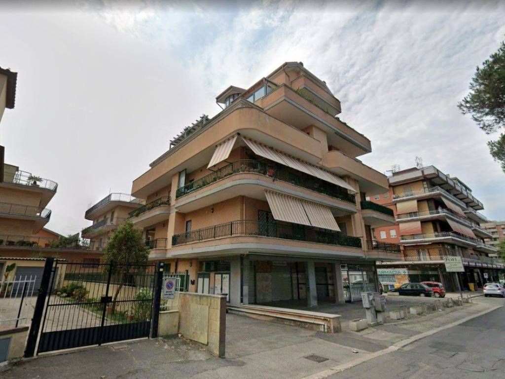 appartamento in vendita a Pomezia