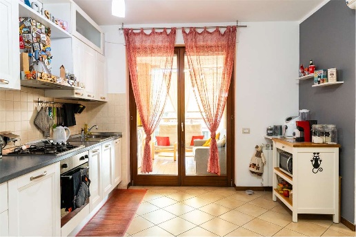 appartamento in vendita a Pomezia