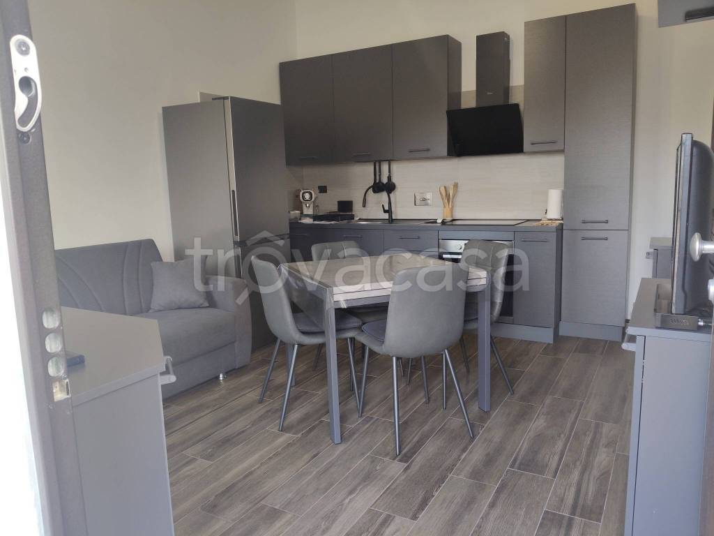 appartamento in vendita a Pomezia