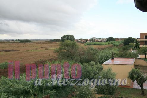 appartamento in vendita a Pomezia in zona Campo Ascolano