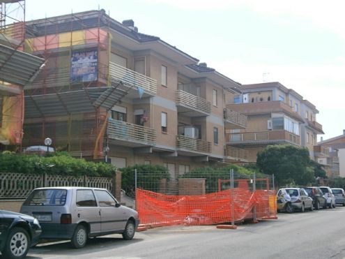 appartamento in vendita a Pomezia in zona Torvaianica