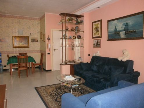 appartamento in vendita a Pomezia in zona Torvaianica