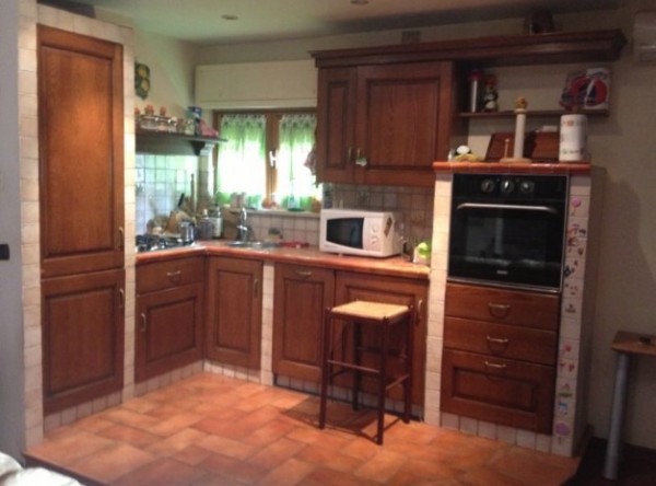 appartamento in vendita a Pomezia in zona Torvaianica