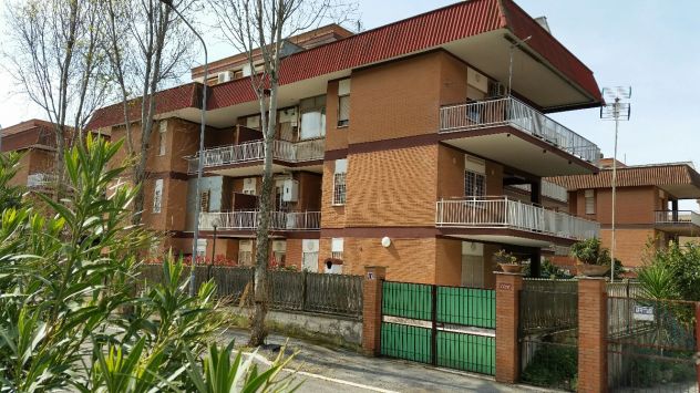 appartamento in vendita a Pomezia in zona Torvaianica