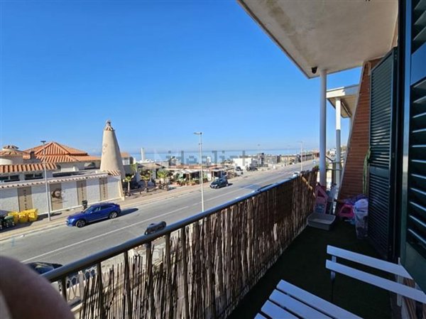 appartamento in vendita a Pomezia in zona Torvaianica