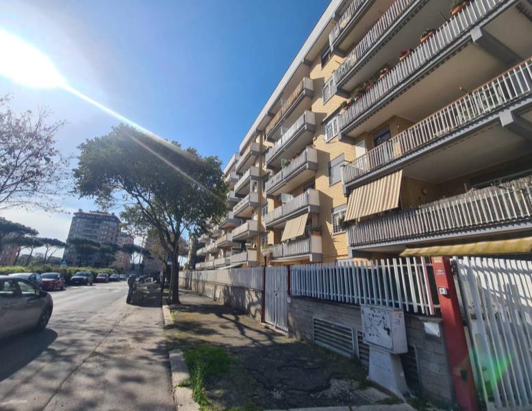 appartamento in vendita a Pomezia