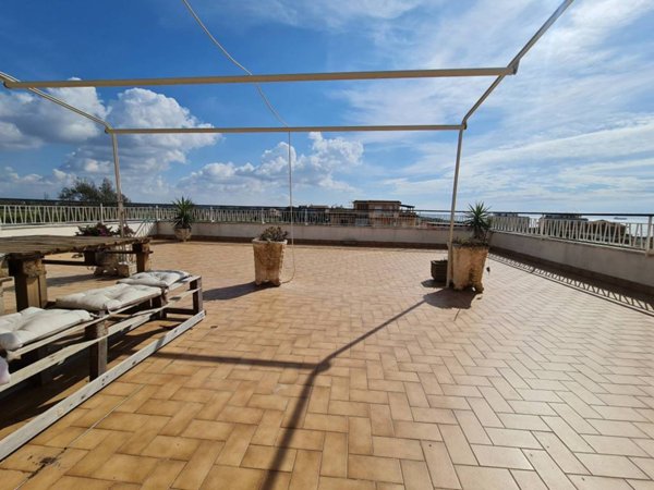 appartamento in vendita a Pomezia in zona Torvaianica