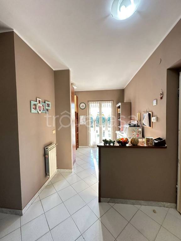 casa indipendente in vendita a Pomezia in zona Torvaianica