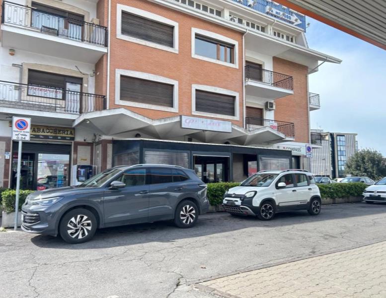 negozio in vendita a Pomezia