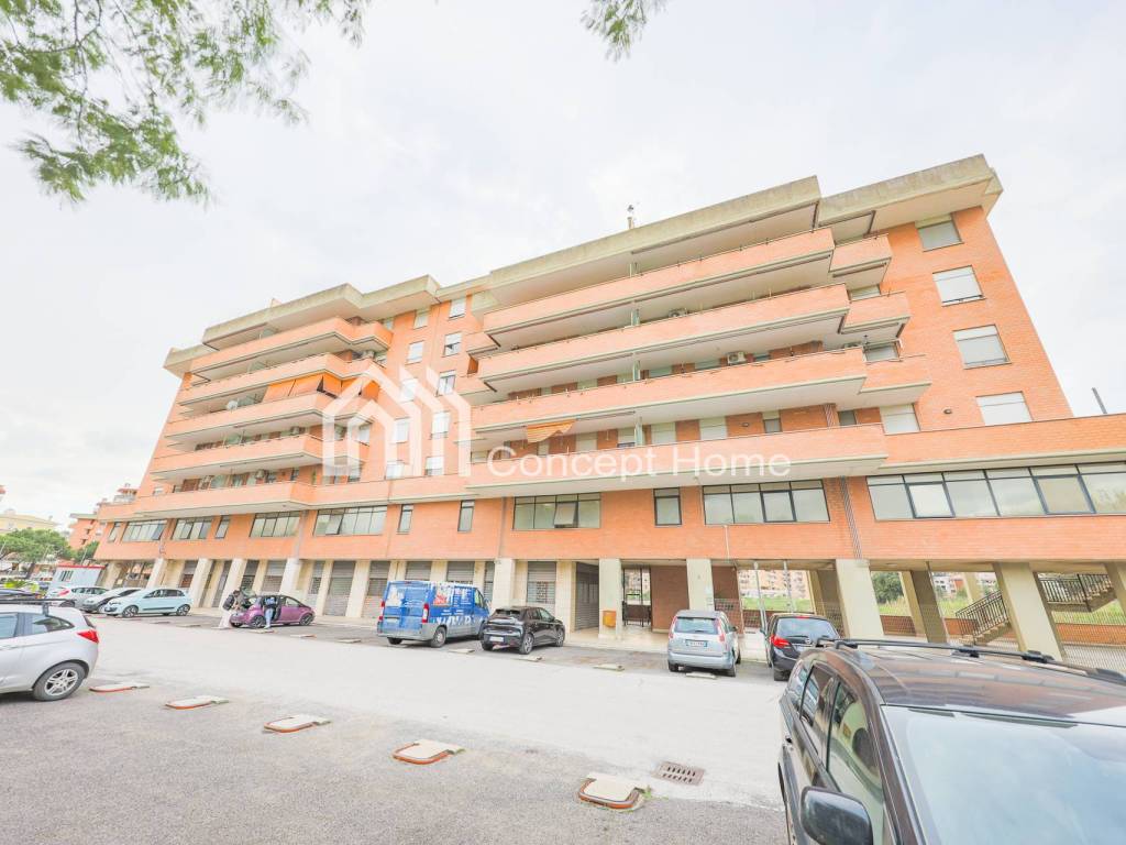 appartamento in vendita a Pomezia