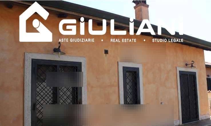 casa indipendente in vendita a Pomezia