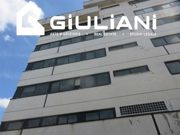 ufficio in vendita a Pomezia