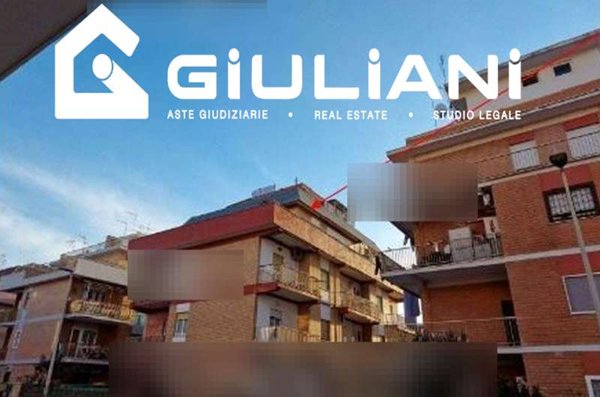 appartamento in vendita a Pomezia in zona Torvaianica