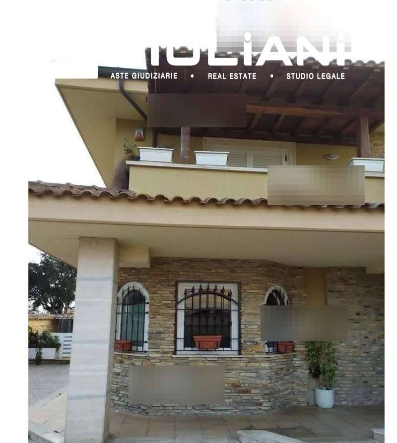 casa indipendente in vendita a Pomezia in zona Campo Jemini