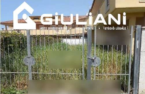 appartamento in vendita a Pomezia in zona Torvaianica