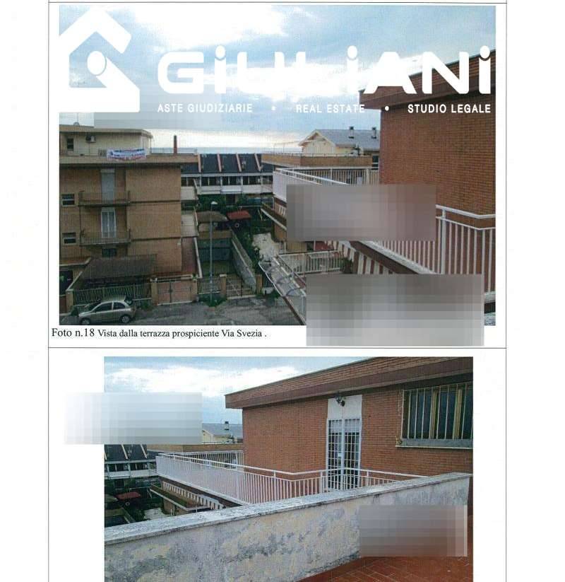 appartamento in vendita a Pomezia in zona Torvaianica