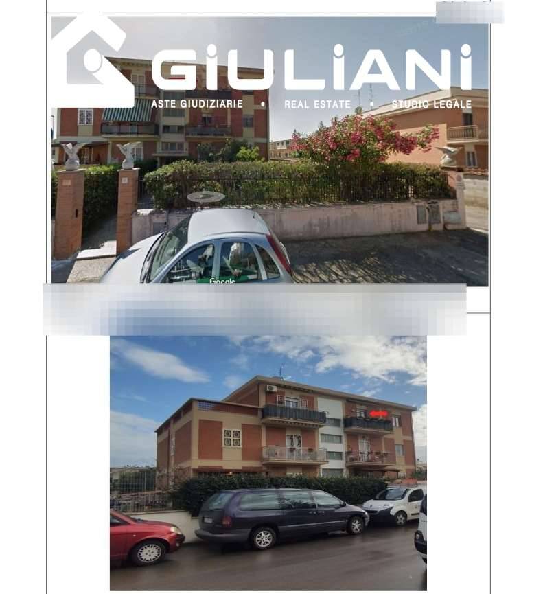 appartamento in vendita a Pomezia in zona Torvaianica