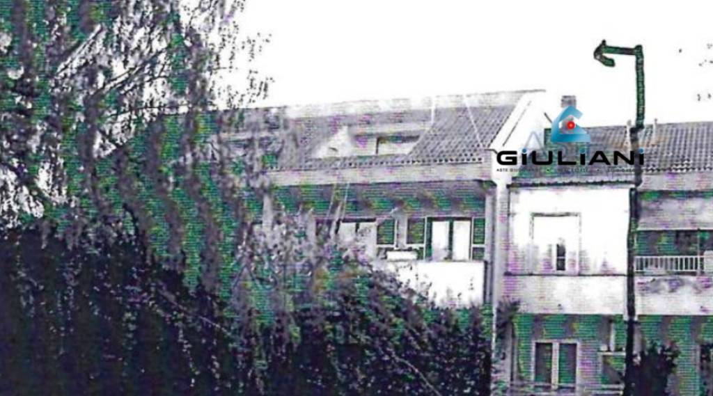 appartamento in vendita a Pomezia in zona Campo Ascolano