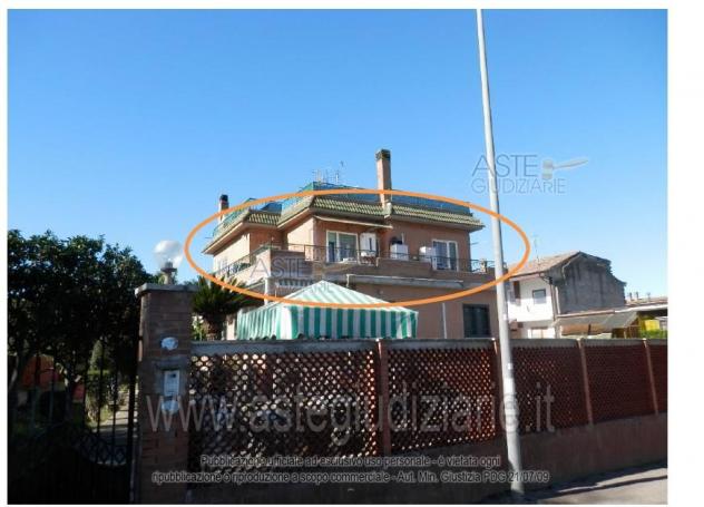 appartamento in vendita a Pomezia