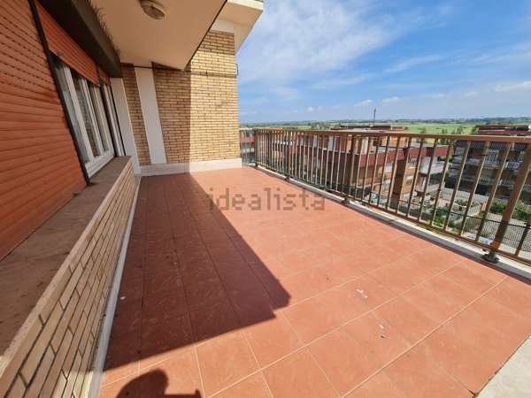 appartamento in vendita a Pomezia in zona Torvaianica