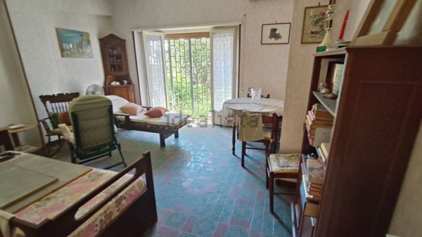 appartamento in vendita a Pomezia in zona Torvaianica