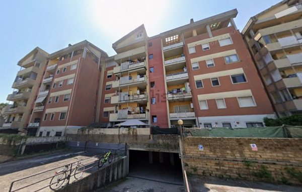 appartamento in vendita a Pomezia in zona Santa Palomba