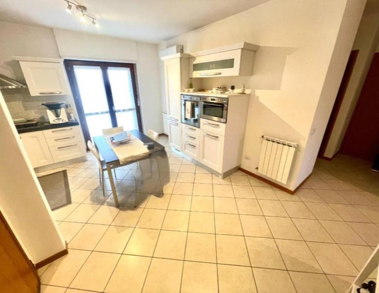 appartamento in vendita a Pomezia