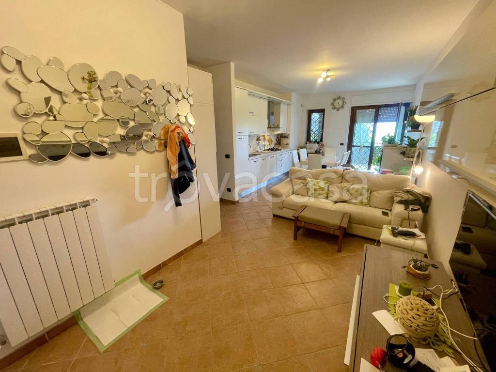 appartamento in vendita a Pomezia