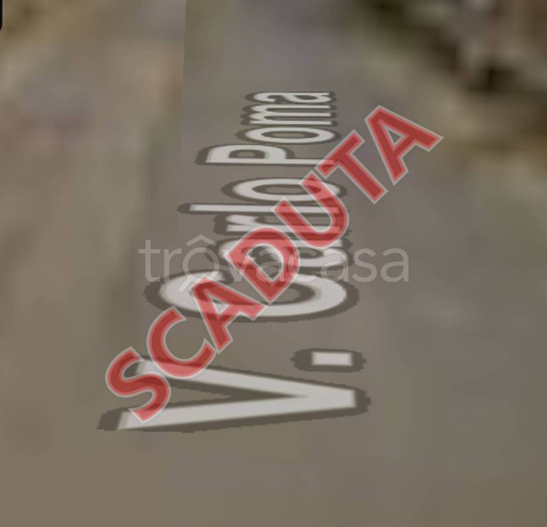 locale commerciale in vendita a Pomezia