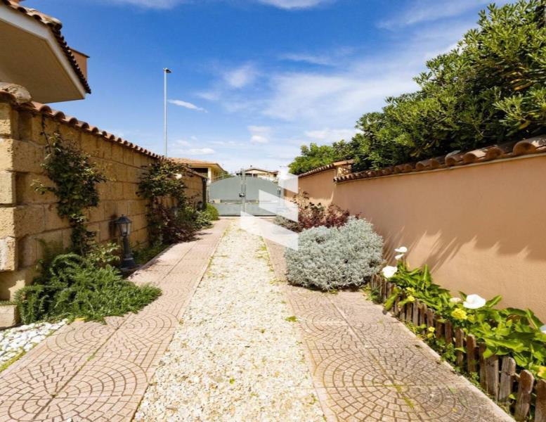 casa indipendente in vendita a Pomezia in zona Campo Jemini