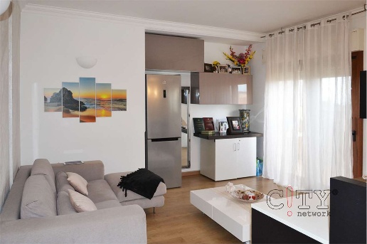 appartamento in vendita a Pomezia in zona Colli di Enea