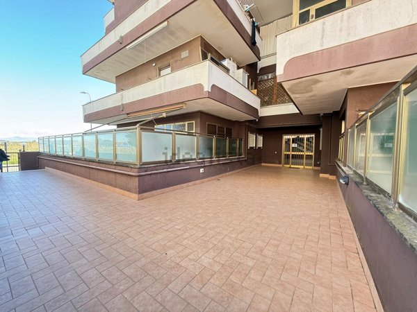 appartamento in vendita a Pomezia in zona Torvaianica