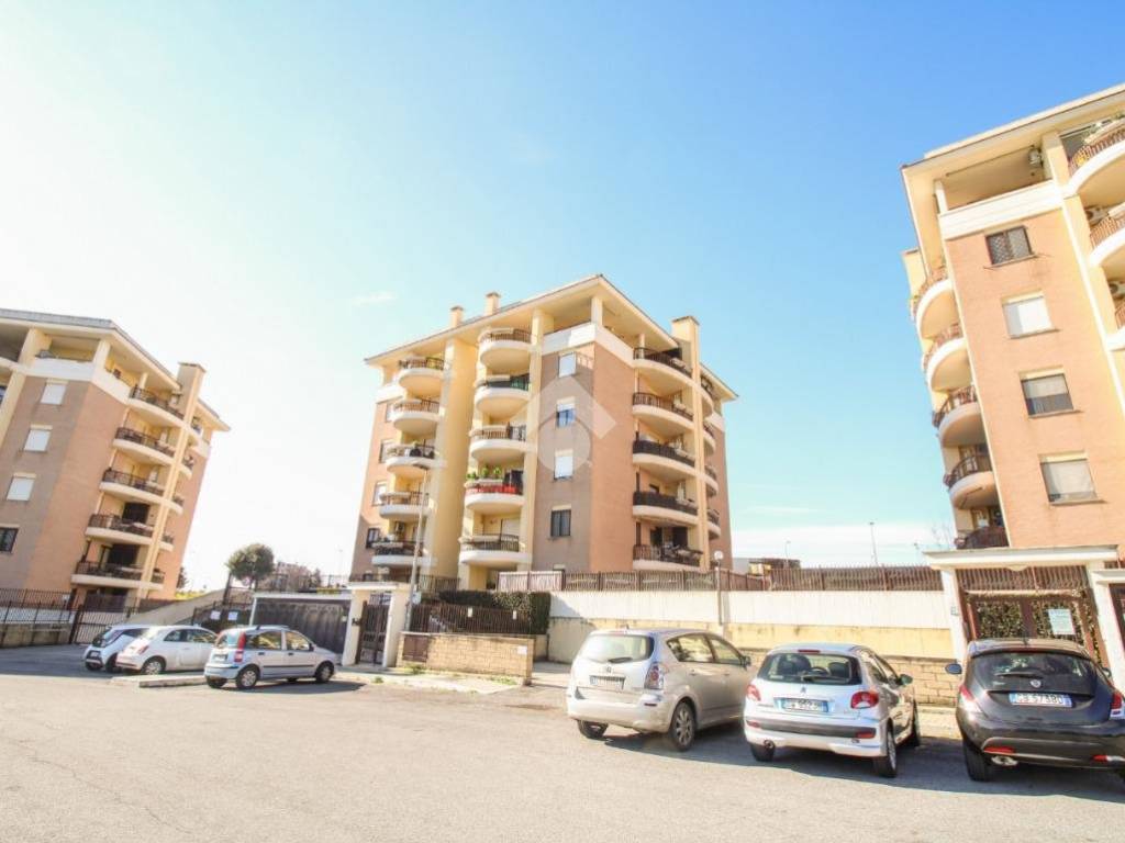 appartamento in vendita a Pomezia