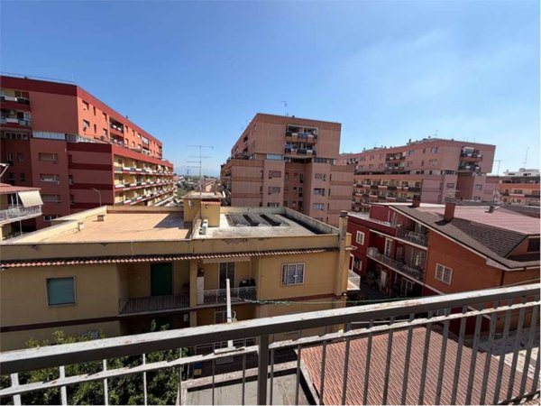 appartamento in vendita a Pomezia